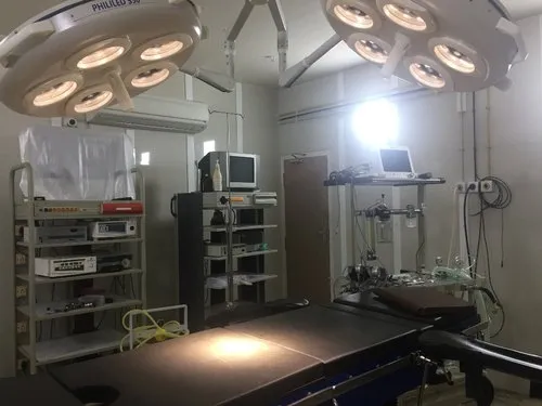 shadowless OT light manufacturers in India